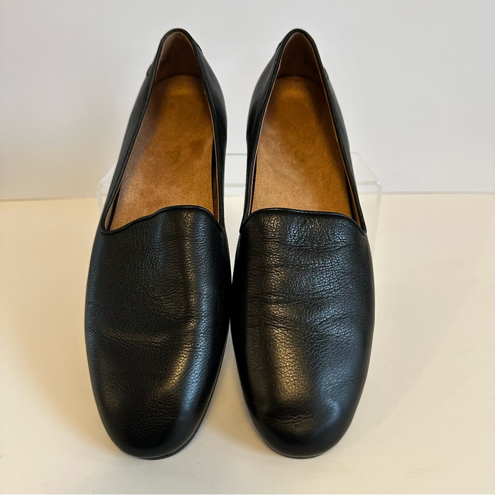 Vionic Black Leather Slip-On Flats - Picture 2 of 12